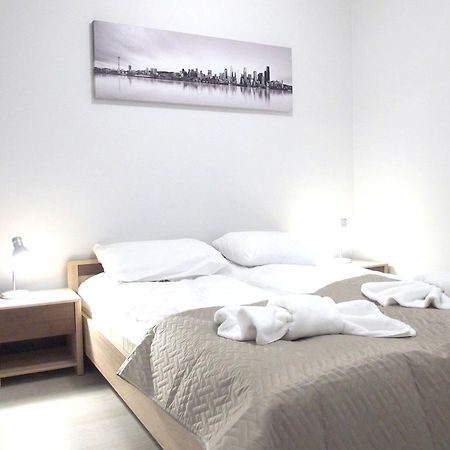 شتشيتسين Bedroom Apartments Krzywoustego 14 الغرفة الصورة