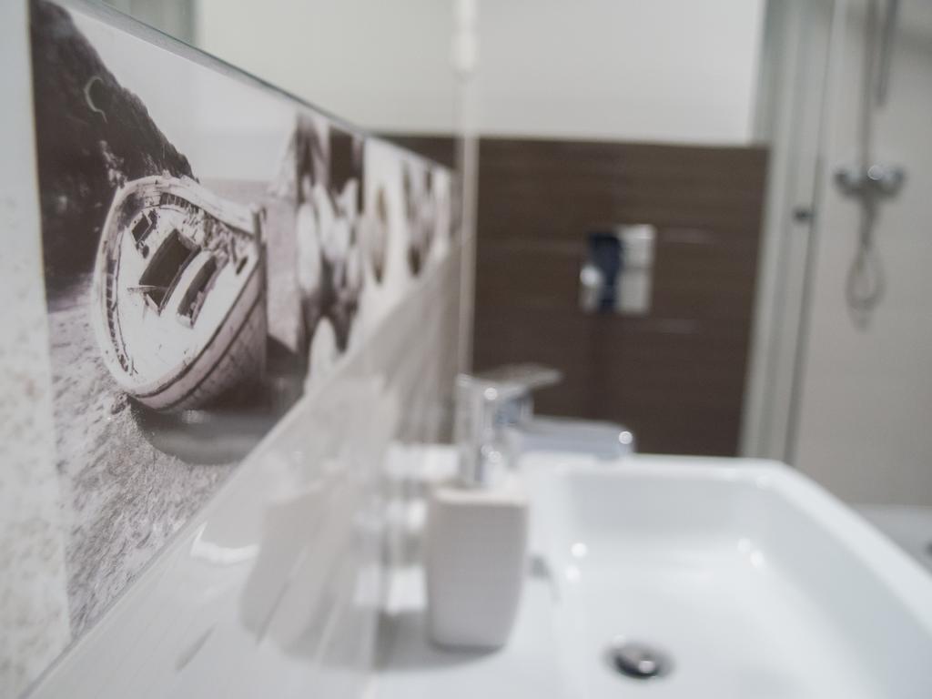 شتشيتسين Bedroom Apartments Krzywoustego 14 الغرفة الصورة