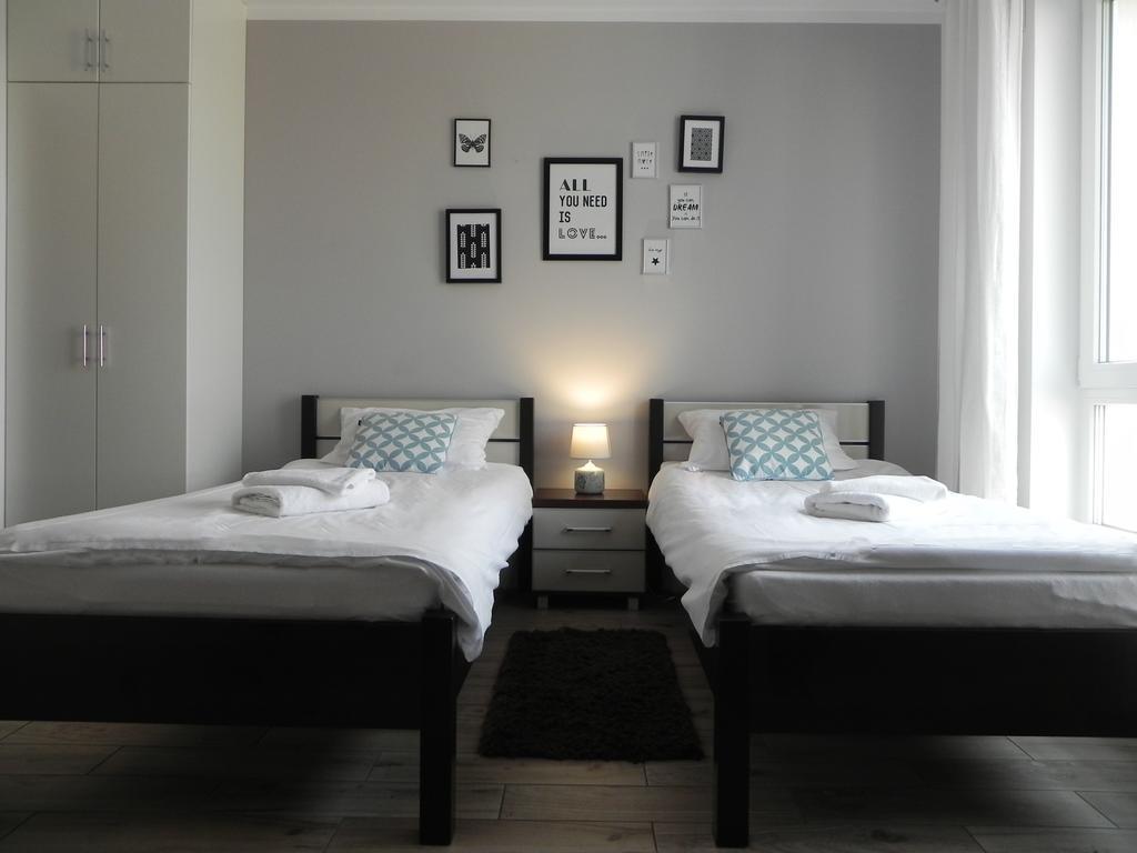 شتشيتسين Bedroom Apartments Krzywoustego 14 المظهر الخارجي الصورة