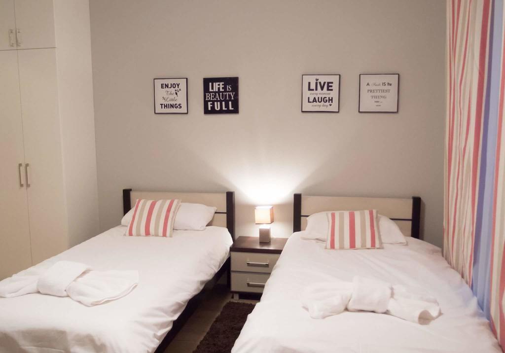 شتشيتسين Bedroom Apartments Krzywoustego 14 المظهر الخارجي الصورة